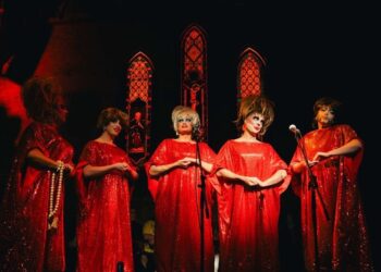 O aluguel do novo local em Sydney, Divine Playhouse, foi cancelado