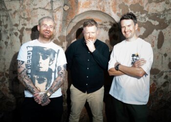 O baterista do Fontaines DC lança a Inis Records, um novo selo dedicado à música irlandesa