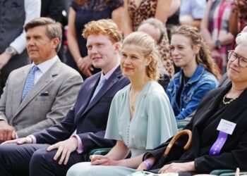 O debate se acende sobre se Lady Louise Mountbatten-Windsor deveria “viver como uma plebeia”