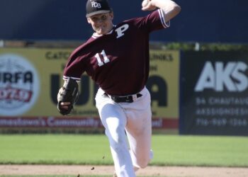 O ex-arremessador de Portville, Maxx Yehl, selecionado pelos Royals na terceira rodada do draft da MLB
