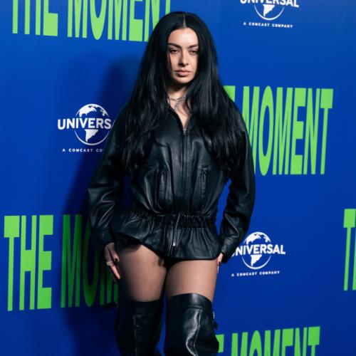 O novo álbum de Charli XCX, Music, Fashion, Film, a pegou ‘de surpresa’ – Music News