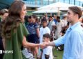 O semifinalista de Wimbledon, Arthur Fery, convida o príncipe George e a princesa Charlotte para jogar tênis