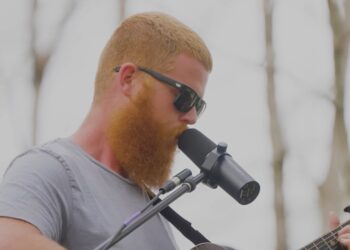 Oliver Anthony acabou de chamar Tyler Childers em sua nova música “Hank”?