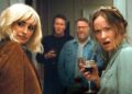Olivia Wilde ficou 'chocada' com Penélope Cruz improvisando um beijo em 'The Invitation': 'My Mind Went Blank'