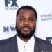 Onde a esposa de Malcolm Jamal-Warner fica com a mãe em meio ao terno