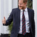 Onde o Príncipe Harry foi forçado a ficar depois de perder o prazo real para o quarto do Palácio de Buckingham?