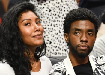 Os irmãos de Chadwick Boseman buscam o controle do patrimônio do falecido ator – NBC Connecticut