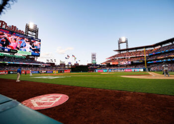 Phillies adquire outfielder do Royals – Phillies Nation