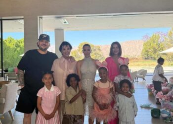 Por dentro da vida de Rob Kardashian 'fora dos holofotes'