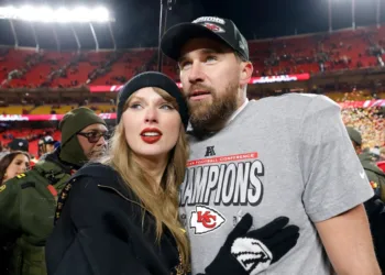 Por que Travis Kelce entrou em conflito com a equipe de segurança de Taylor Swift?