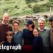 Princesa de Gales compartilha fotos de família após desafio na montanha