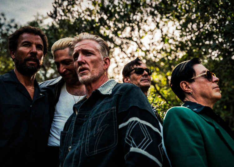 Queens Of The Stone Age lança novo single, Easy Street, com Nikki Lane