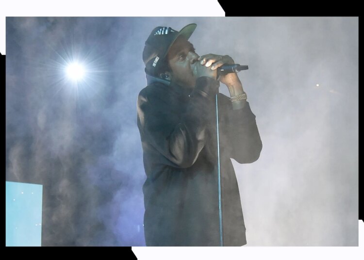 Quer ver JAY-Z no Yankee Stadium? Os preços dos ingressos estão caindo