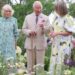 Rei e Rainha chegam à primeira exposição de flores do RHS Sandringham