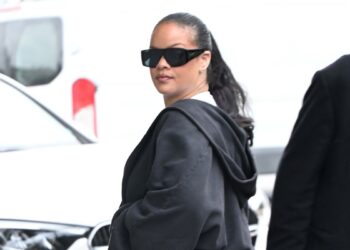 Rihanna levanta o ânimo de paciente com câncer no momento do supermercado – NBC 6 South Florida