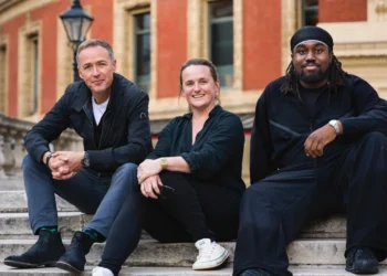 Royal Albert Hall lança programa de mentoria para fotógrafos de entretenimento ao vivo