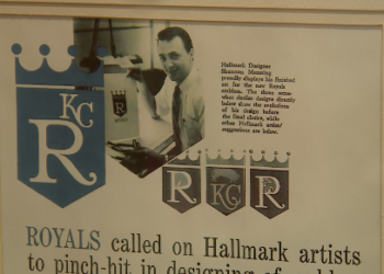 Royals homenageiam a família do artista Hallmark que desenhou o emblema original da equipe