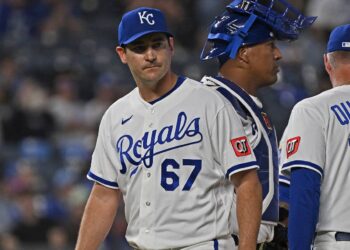 Rumores da realeza: um membro da MLB sugere que KC pode estar caminhando para um desastre no prazo comercial