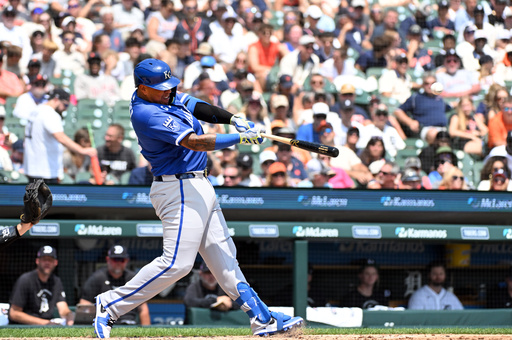 Salvador Perez quebra o recorde de home runs de George Brett no Kansas City Royals