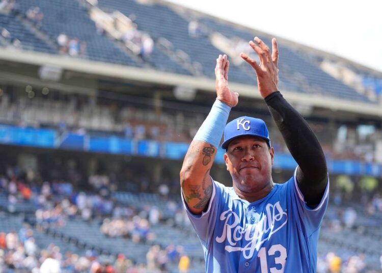Salvador Perez quebra recorde de home run da franquia Royals