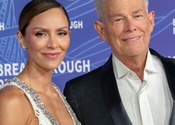 Sara Foster defende o pai David Foster, a diferença de idade de 35 anos de Katharine McPhee