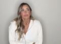 Sara Gilson 'gritando' na ligação de uma criança para o 911 antes da morte