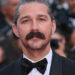 Shia LaBeouf afirma que seu pai sabotou a experiência dos Anjos de Charlie