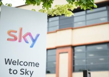 Sky, da Comcast, comprará ITV britânica em negócio de US$ 2,1 bilhões