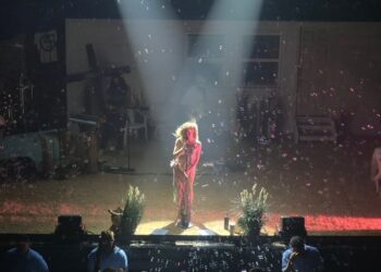 Slayyer estreia quatro novas músicas na abertura da turnê de St. Louis: Assistir