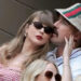 Taylor Swift não conseguiu se conter depois do que Travis Kelce disse a ela no altar - Fonte