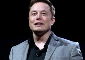 'Tom Holland Is…': Elon Musk responde à crítica da Odyssey, o homônimo do ator diz ISTO