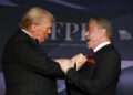 Trump e Stallone têm 80 anos e moram na Flórida. A amizade deles em fotos