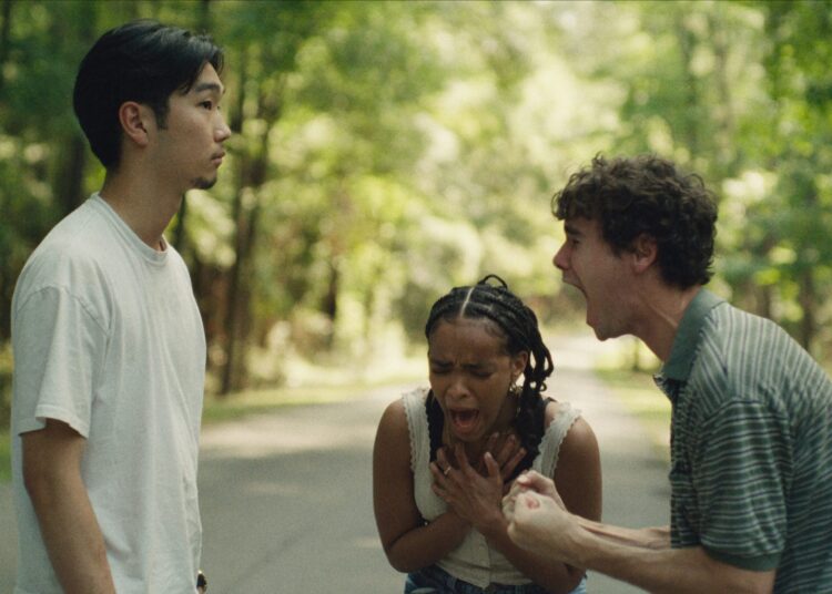 Tudo termina: primeiro olhar: o drama da estrada infinita de Alex Ullom