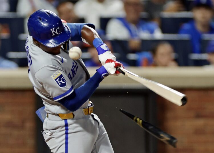 Tyler Tolbert, do Royals, empata o recorde da MLB com rebatidas em 12 aparições consecutivas - WCIA.com