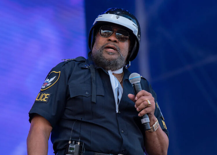Victor Willis, cantor do Village People, morre aos 75 anos
