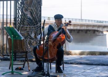 Yo-Yo Ma e apresentações musicais destacam a revitalização do Rio LA
