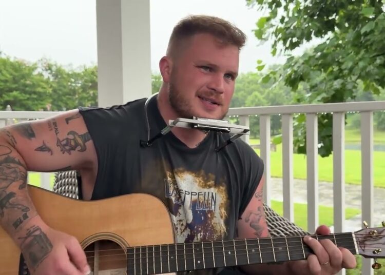 Zach Bryan mostra músicas do novo EP ‘Young Manhood And Other Donatable Organs’