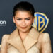 Zendaya enfrenta reação por usar brincos iranianos de 3.000 anos
