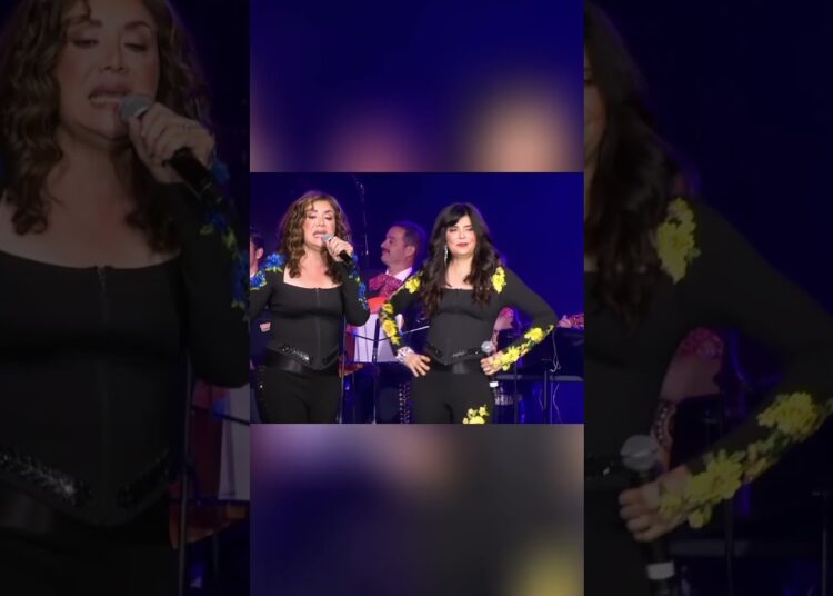 Grupo Sparx Cantando el Corrido de Rosita Alvírez  #gruposparx #musica #sparx #mariachi #corridos