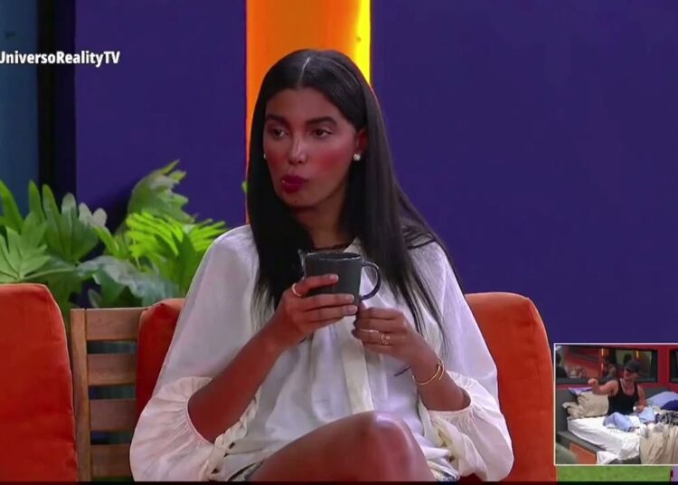 ¡HORACIO Y JOSH INTENTAN CALMAR A CELINE  POR LOS COMENTARIOS QUE DICE!#LACASADELOSFAMOSOS#TELEMUNDO