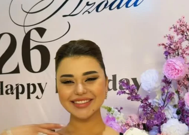 Así celebró su 26º cumpleaños la cantante Azoda