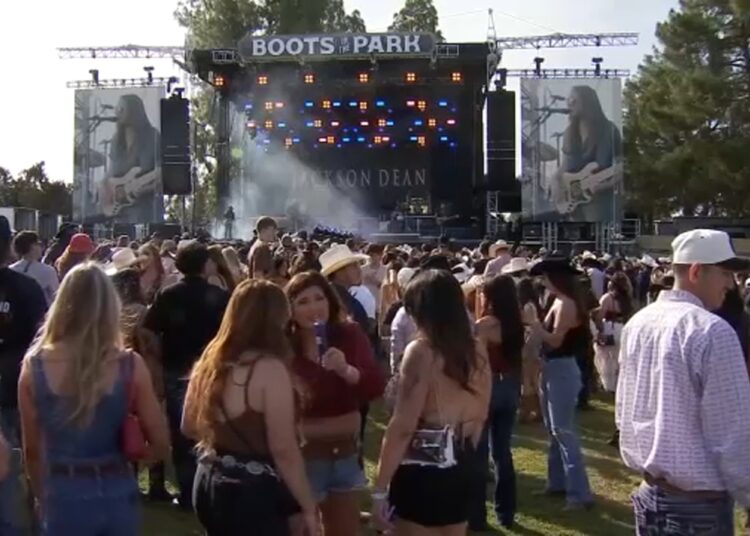 Boots in the Park celebra la década de música country en vivo en Fresno