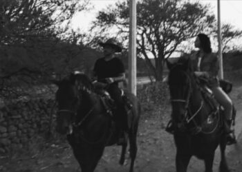 Christian Nodal comparte foto con Ángela Aguilar en medio de rumores de una separación