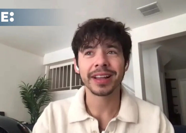 David Archuleta relata en libro su cambio de mormón a cantante latino de comunidad LGTBI+