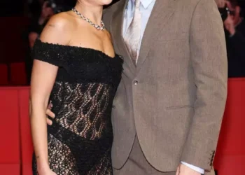 Dua Lipa y su novio Callum Turner