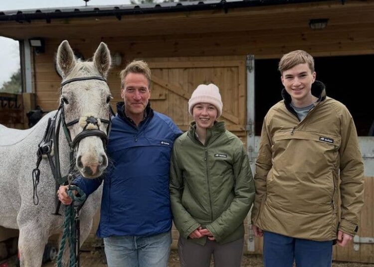 Ben Fogle y sus dos hijos, Iona y Ludo
