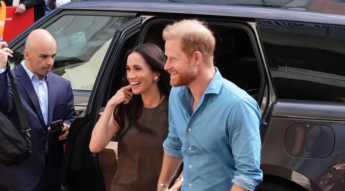El príncipe Harry y Meghan se embarcan en el último día de gira después de emotivas confesiones | Real | Noticias