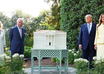 El rey Carlos III se reúne con Trump y pronuncia un histórico discurso en el Congreso