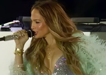 Jennifer Lopez sobre 'Save Me Tonight' y su momento Coachella