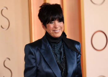 Diane Warren asiste a la 98ª edición de los Oscar en Dolby Theatre el 15 de marzo de 2026 en Hollywood, California.